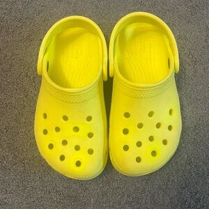 Toddler boy yellow crocs size 10